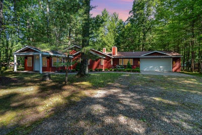 /international/us/141-juniper-street-roscommon-mi-110101117750/