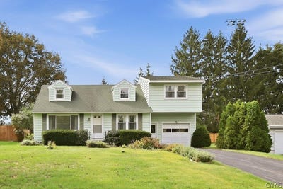 /international/us/204-clark-lane-camillus-ny-110110235049/