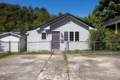 /international/us/2232-n-main-st-hazard-ky-110107691584/