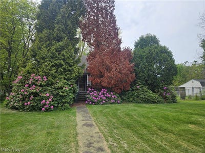 /international/us/4070-broadway-lorain-oh-110107928135/