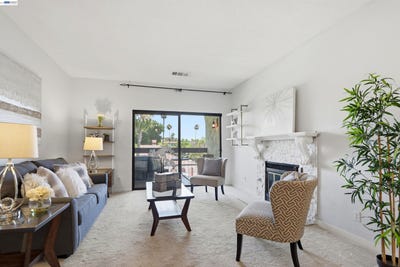 /international/us/39821-cedar-blvd-newark-ca-110109252556/