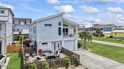/international/us/500-alabama-avenue-carolina-beach-nc-110110129927/