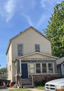 /international/us/1664-5th-street-madison-il-110107607931/