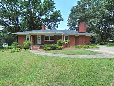 /international/us/2228-oak-hill-drive-greensboro-nc-110101113110/?lang=en