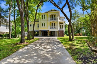 /international/us/321-n-oak-dr-surfside-beach-sc-110107841342/