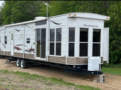 /international/us/20622-n-long-lake-road-nw-evansville-mn-110120014439/
