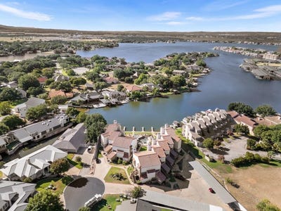 /international/us/509-short-circuit-horseshoe-bay-tx-110109843585/
