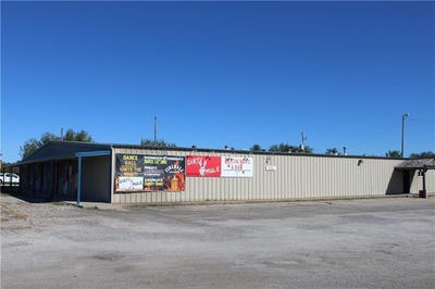 /international/us/134-s-69-highway-pittsburg-ks-110105338834/