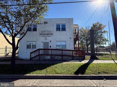 /international/us/511-e-grape-street-vineland-nj-110097362031/