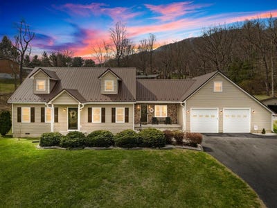/international/us/184-farley-circle-pearisburg-va-110106963237/