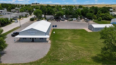 /international/us/1401-east-1st-st-ogallala-ne-110108850970/