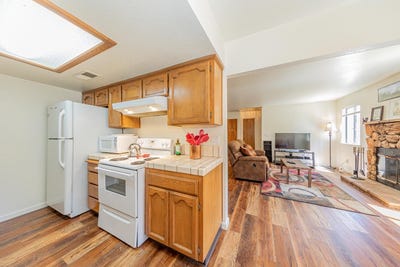 /international/us/49400-river-park-road-oakhurst-ca-110100374854/