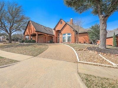 /international/us/1110-hills-creek-drive-mckinney-tx-110108491638/