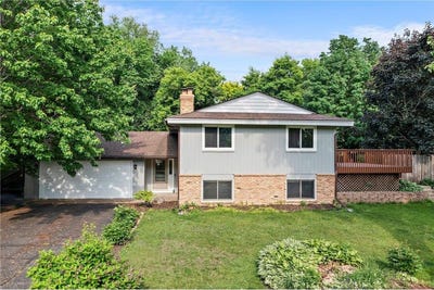 /international/us/13617-country-place-burnsville-mn-110100245798/
