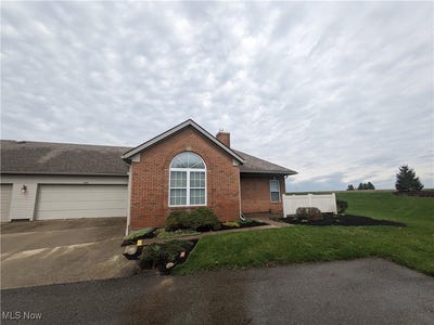 /international/us/4365-hunters-chase-lane-wooster-oh-110098457143/