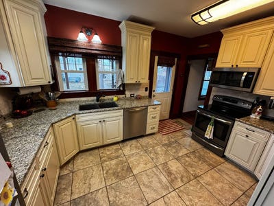 /international/us/2204-avenue-e-wilson-ks-110106056579/