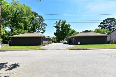 /international/us/310-roosevelt-road-jacksonville-nc-110099576100/