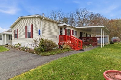 /international/us/50-highland-street-taunton-ma-110107663632/
