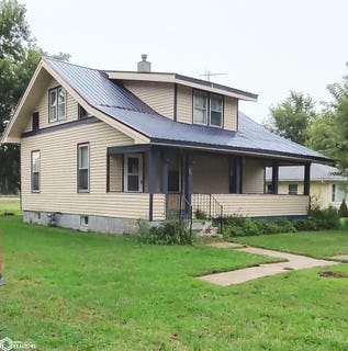 /international/us/203-maple-street-clemons-ia-110101503175/