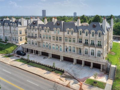 /international/us/6100-nw-grand-boulevard-oklahoma-city-ok-110100625298/
