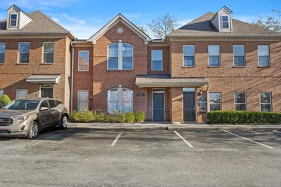 /international/us/80-se-codell-drive-lexington-ky-110110367588/