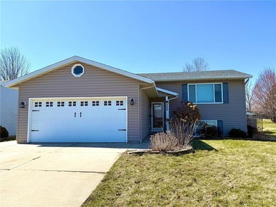 /international/us/222-10th-avenue-nw-byron-mn-110107000824/