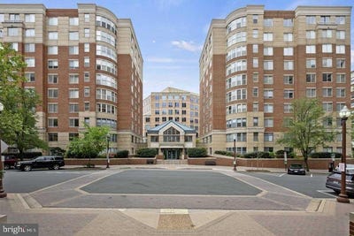 /international/us/3830-9th-street-n-arlington-va-110108191870/