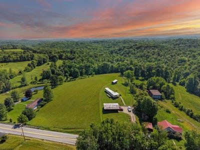 /international/us/9505-route-20-s-road-french-creek-wv-110103757543/
