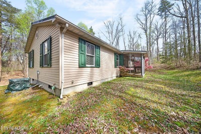 /international/us/4067-blaylock-rd-crossville-tn-110107799158/