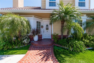 /international/us/28015-everette-mission-viejo-ca-110107692644/