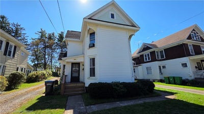 /international/us/21-smith-street-sodus-ny-110120038459/