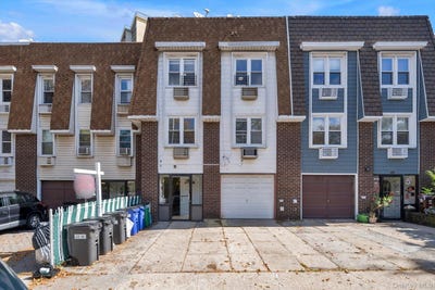 /international/us/23-41-corporal-kennedy-street-bayside-ny-110120414225/