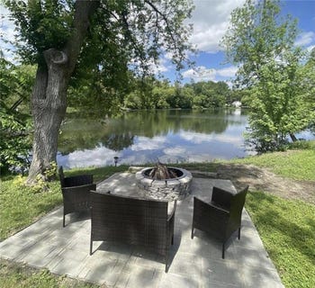 /international/us/1733-37th-avenue-ne-columbia-heights-mn-110099802400/