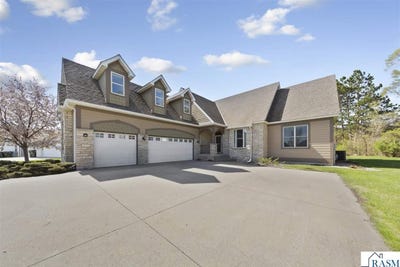 /international/us/1804-orchard-ridge-st-peter-mn-110107784800/