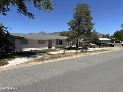 /international/us/1312-saratoga-street-minden-nv-110100754169/
