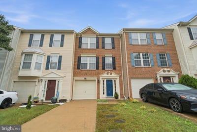 /international/us/9905-grass-market-court-fredericksburg-va-110120518065/