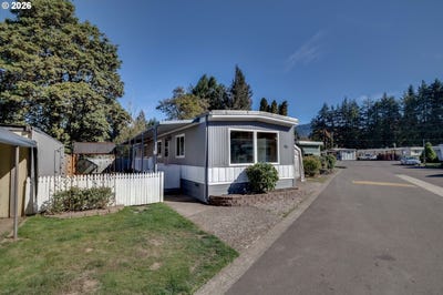 /international/us/3950-coburg-rd-eugene-or-110120747005/