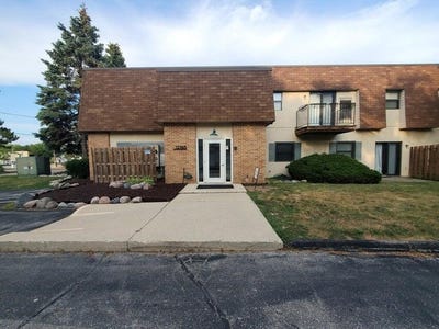 /international/us/12765-w-hampton-ave-butler-wi-110119629468/