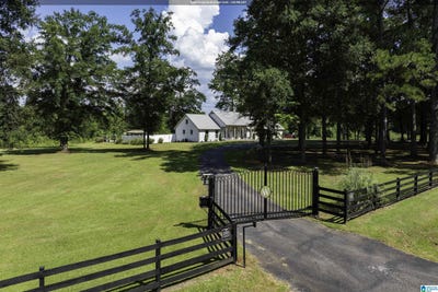 /international/us/222-county-road-107-montevallo-al-110101449276/