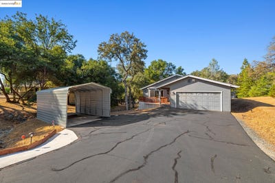 /international/us/20747-rising-hill-cir-groveland-ca-110101983192/