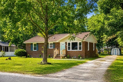/international/us/210-laurel-avenue-goose-creek-sc-110107804344/