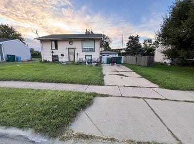 /international/us/234-gordon-avenue-romeoville-il-110108504589/