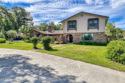 /international/us/981-state-road-100-florahome-fl-110093367747/?lang=fr