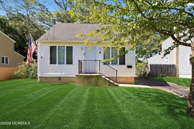 /international/us/5-rose-terrace-hazlet-nj-110120004502/