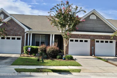 /international/us/1335-arbor-ridge-way-leland-nc-110099993351/