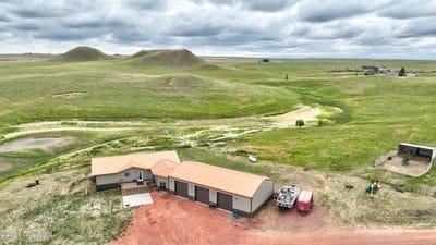 /international/us/6900-stone-trail-gillette-wy-110100985292/