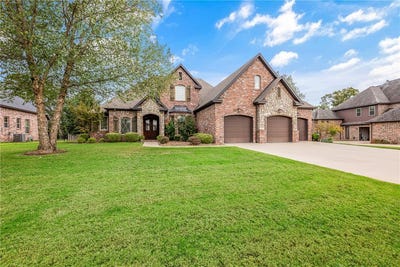 /international/us/3130-autumn-lane-centerton-ar-110120112793/