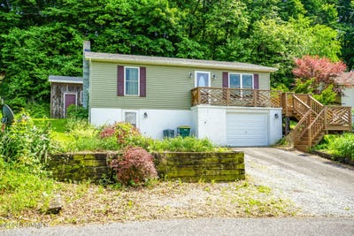 /international/us/204-hillside-drive-mifflinburg-pa-110108392274/