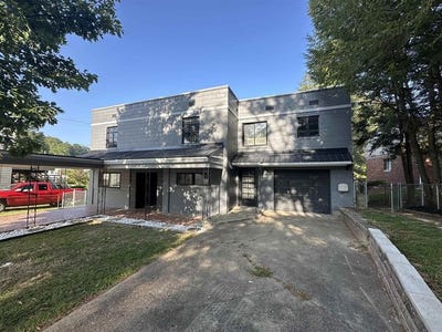 /international/us/945-lotus-road-st-albans-wv-110100848676/