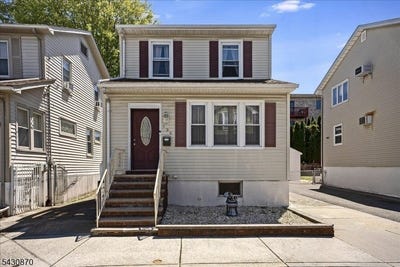 /international/us/136-cedar-st-cliffside-park-boro-nj-110108026672/